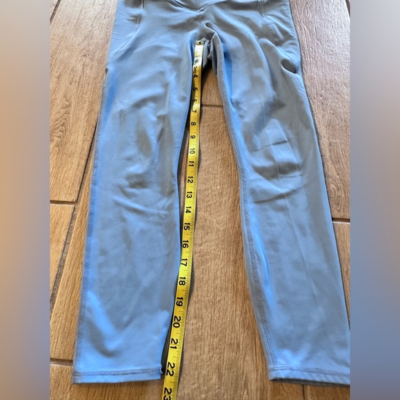 Fabletics Pureluxe Crossover Leggings with Pockets - Picture 7 of 8